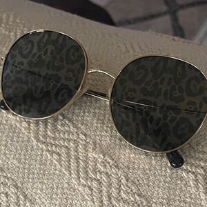 Leopard stamped avatar women’s sunglasses